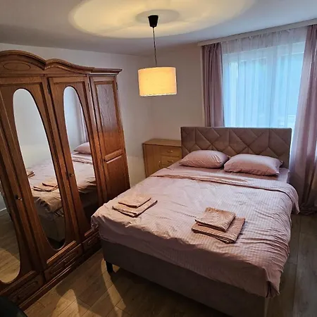21 Apartment